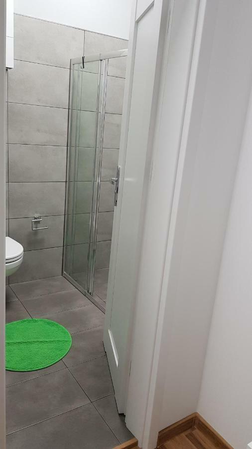 شقة Apartament Nr 15 - 2 Pokoje Z Prywatnymi Lazienkami Centrum بوزنان المظهر الخارجي الصورة